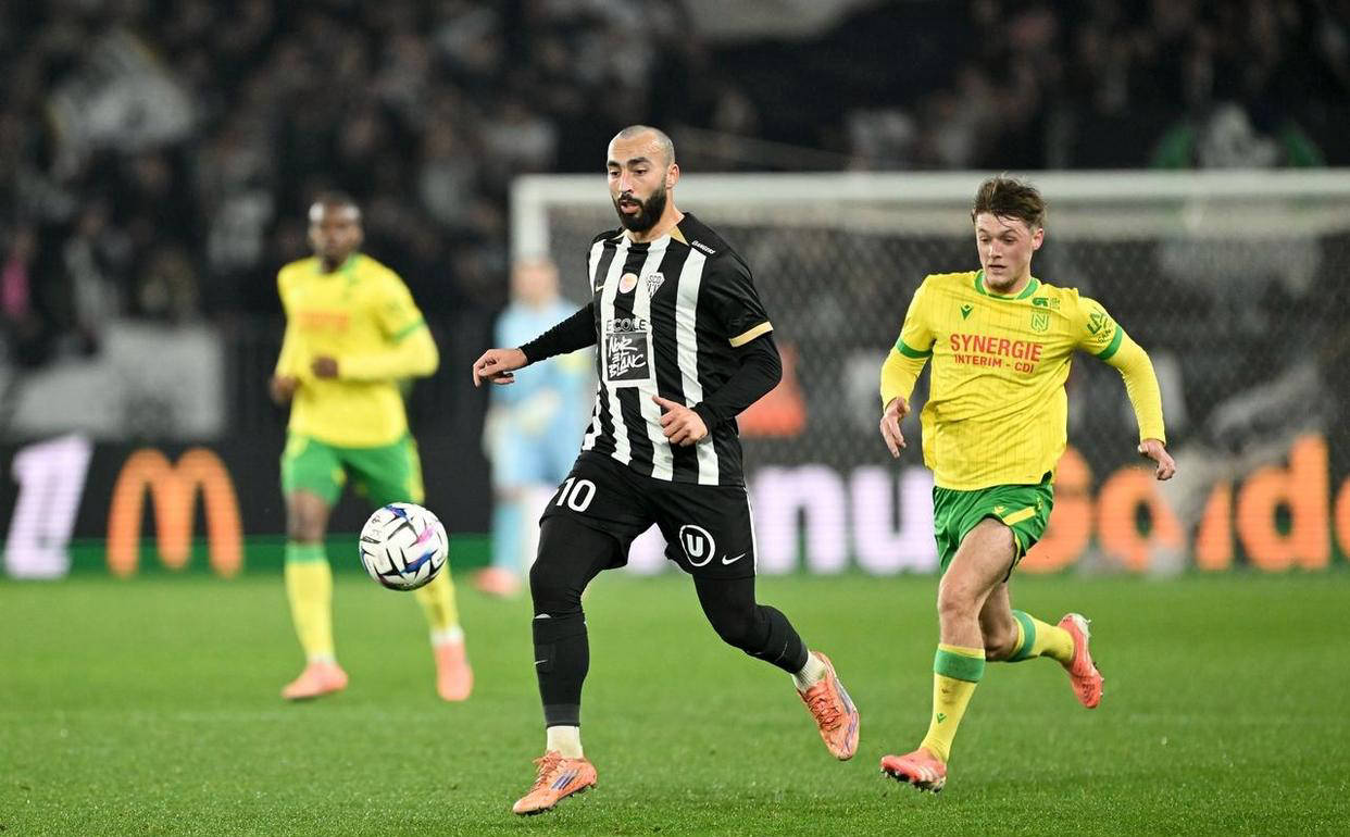 法甲第16轮最新积分榜揭晓：昂热大胜南特，榜首朗斯意外领跑